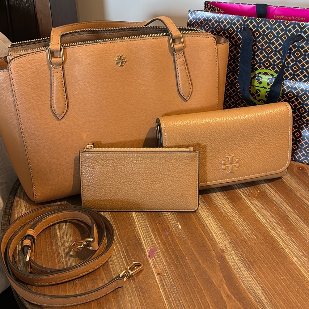 Tory Burch Bag with Crossbody and Flat Wallet
